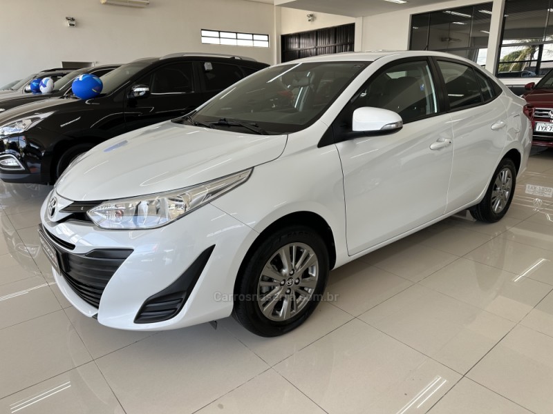 YARIS 1.5 XL SEDAN 16V FLEX 4P AUTOMÁTICO - 2022 - CHARQUEADAS