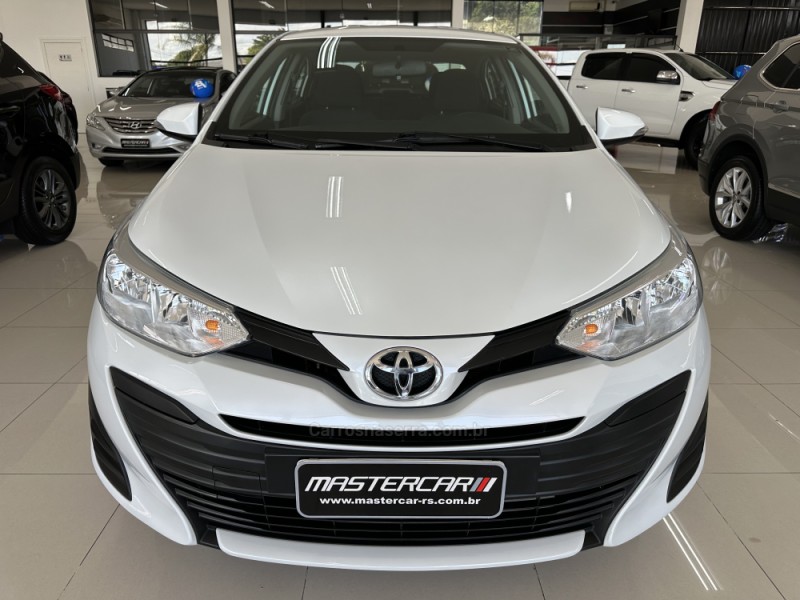 YARIS 1.5 XL SEDAN 16V FLEX 4P AUTOMÁTICO - 2022 - CHARQUEADAS
