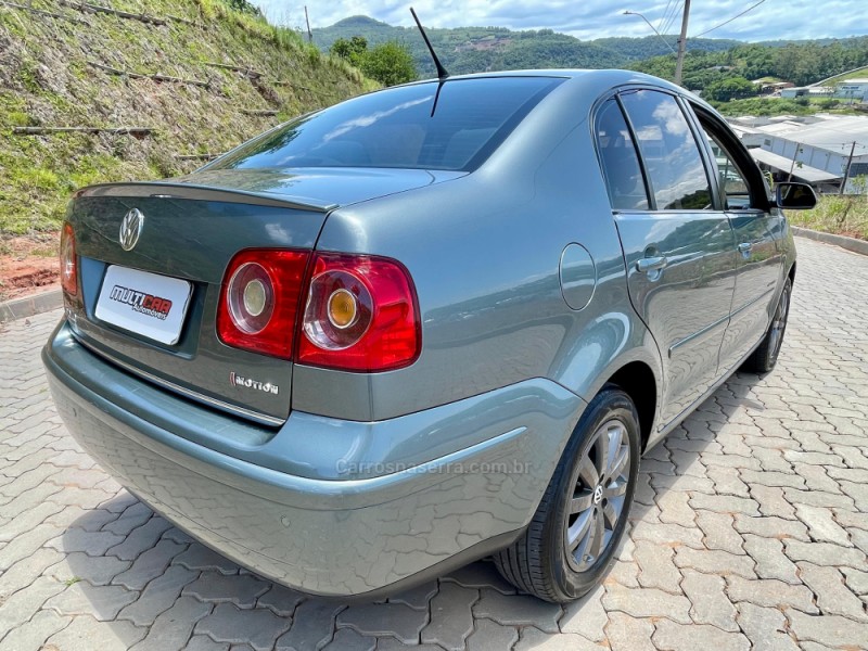 POLO SEDAN 1.6 MI COMFORTLINE 8V FLEX 4P AUTOMATIZADO - 2010 - CAMPO BOM