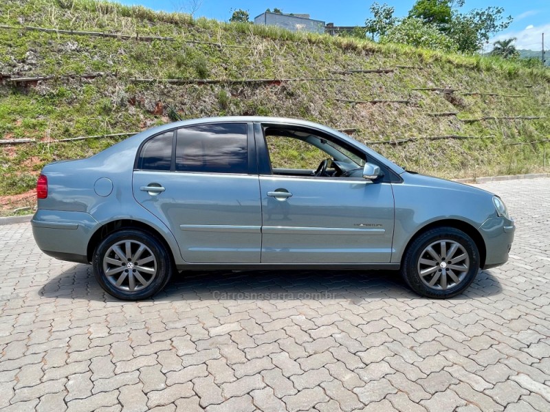 POLO SEDAN 1.6 MI COMFORTLINE 8V FLEX 4P AUTOMATIZADO - 2010 - CAMPO BOM