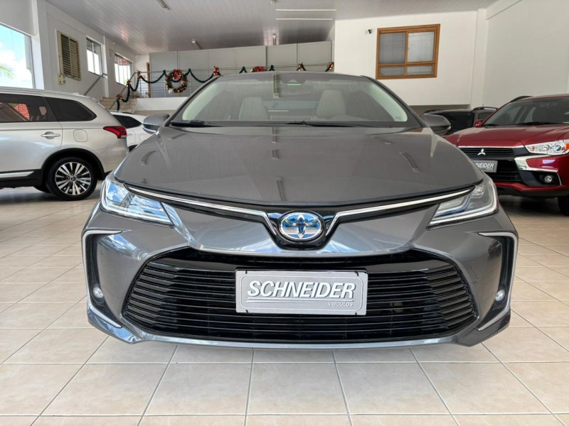 COROLLA 1.8 ALTIS PREMIUM 16V HÍBRIDO 4P AUTOMÁTICO - 2023 - NOVA PETRóPOLIS