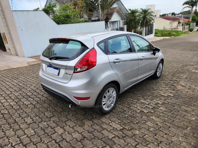 FIESTA 1.6 SE HATCH 16V FLEX 4P MANUAL - 2019 - MONTENEGRO
