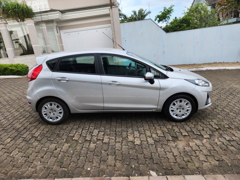FIESTA 1.6 SE HATCH 16V FLEX 4P MANUAL - 2019 - MONTENEGRO