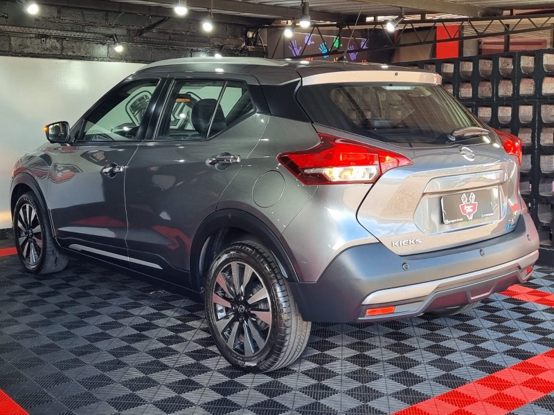 KICKS  - 2018 - TEUTôNIA