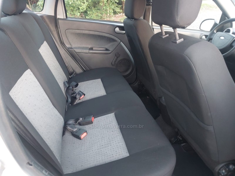 FIESTA 1.6 MPI SEDAN 8V FLEX 4P MANUAL - 2013 - ENCANTADO