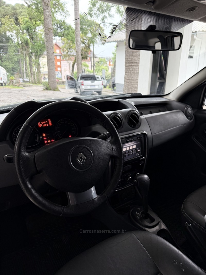 DUSTER 2.0 DYNAMIQUE 4X2 16V FLEX 4P AUTOMÁTICO - 2013 - CANELA