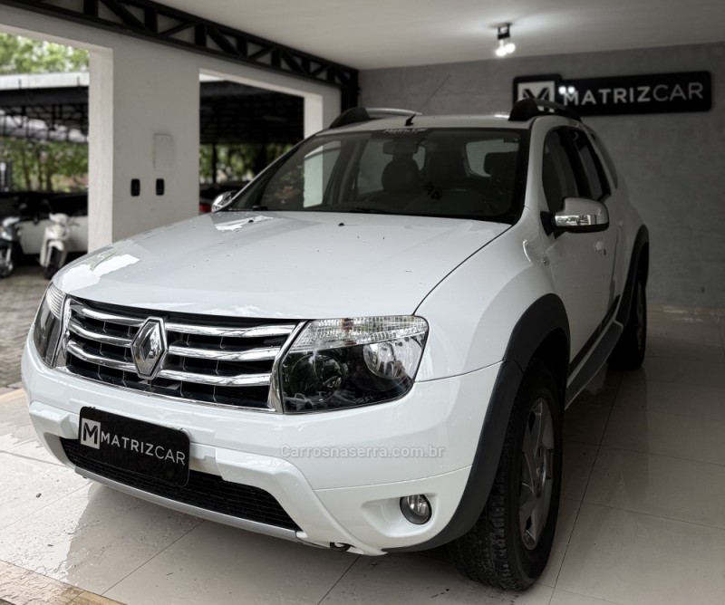 DUSTER 2.0 DYNAMIQUE 4X2 16V FLEX 4P AUTOMÁTICO