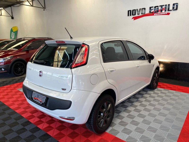 PUNTO 1.4 ATTRACTIVE ITALIA 8V FLEX 4P MANUAL - 2016 - CAXIAS DO SUL