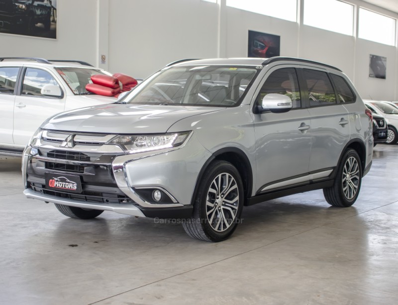 OUTLANDER 2.0 16V GASOLINA 4P AUTOMÁTICO - 2016 - NOVO HAMBURGO