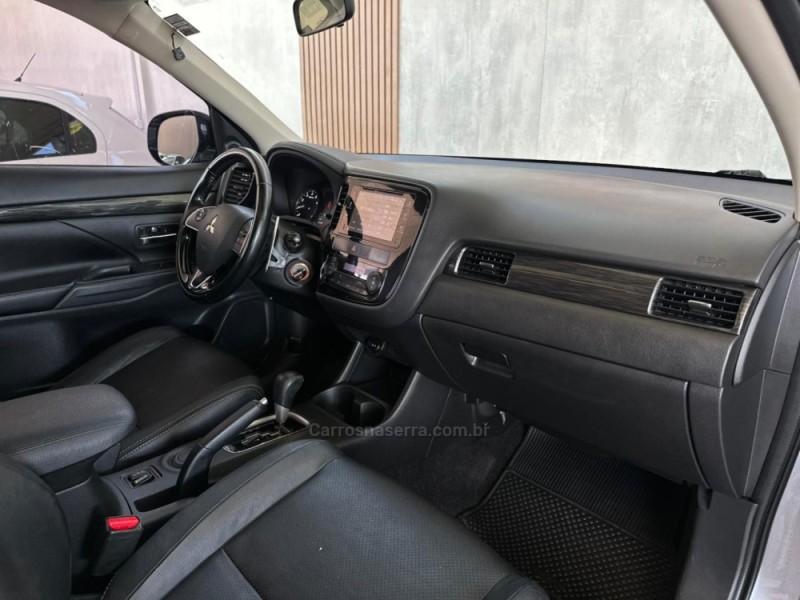 OUTLANDER 2.0 16V GASOLINA 4P AUTOMÁTICO - 2016 - NOVO HAMBURGO