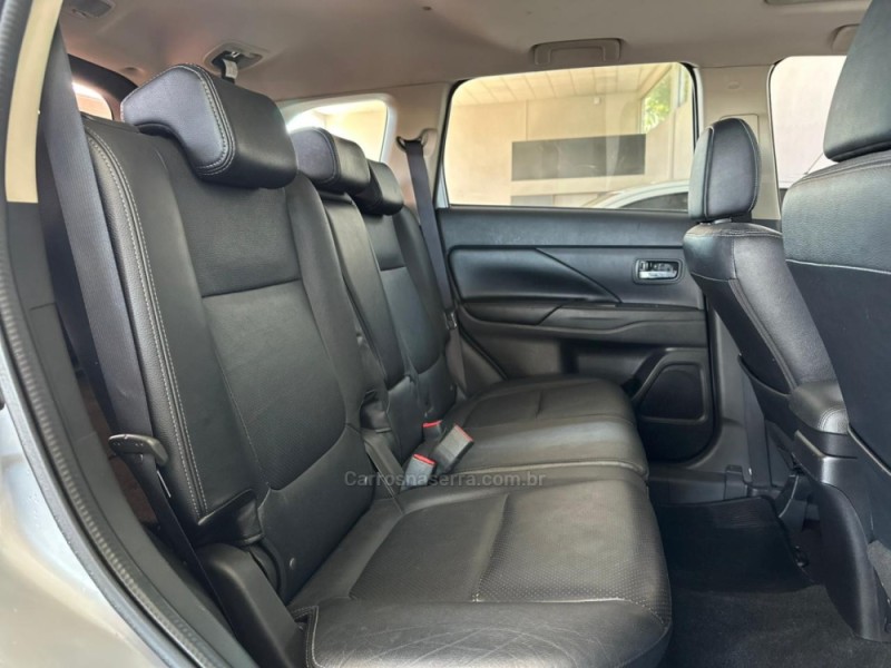 OUTLANDER 2.0 16V GASOLINA 4P AUTOMÁTICO - 2016 - NOVO HAMBURGO
