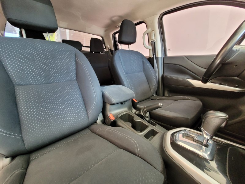 FRONTIER 2.3 ATTACK 4X4 CD BI-TURBO DIESEL 4P AUTOMÁTICO - 2022 - CANELA