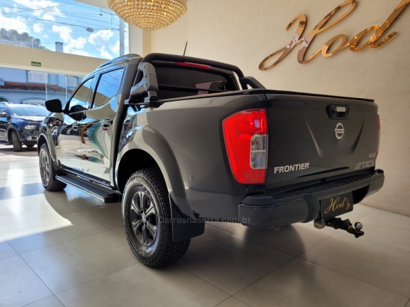FRONTIER 2.3 ATTACK 4X4 CD BI-TURBO DIESEL 4P AUTOMÁTICO - 2022 - CANELA