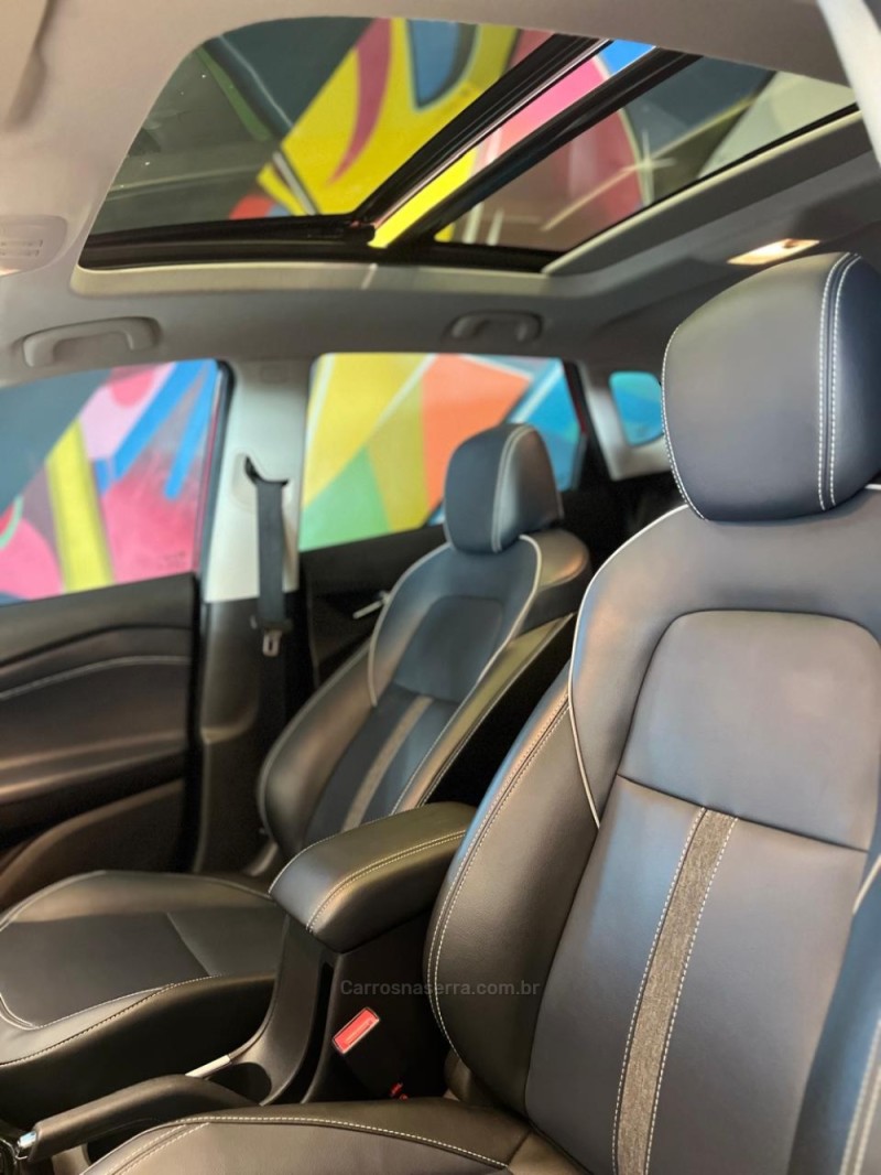 TRACKER 1.2 12V PREMIER TURBO FLEX 4P AUTOMÁTICO - 2024 - NOVO HAMBURGO