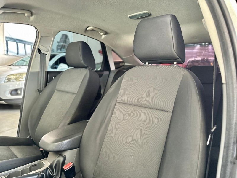 FOCUS 1.6 GLX 8V FLEX 4P MANUAL - 2012 - CAXIAS DO SUL