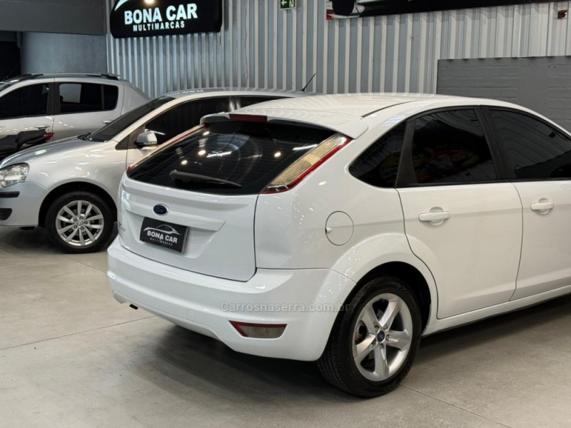 FOCUS 1.6 GLX 16V FLEX 4P MANUAL - 2013 - CAXIAS DO SUL