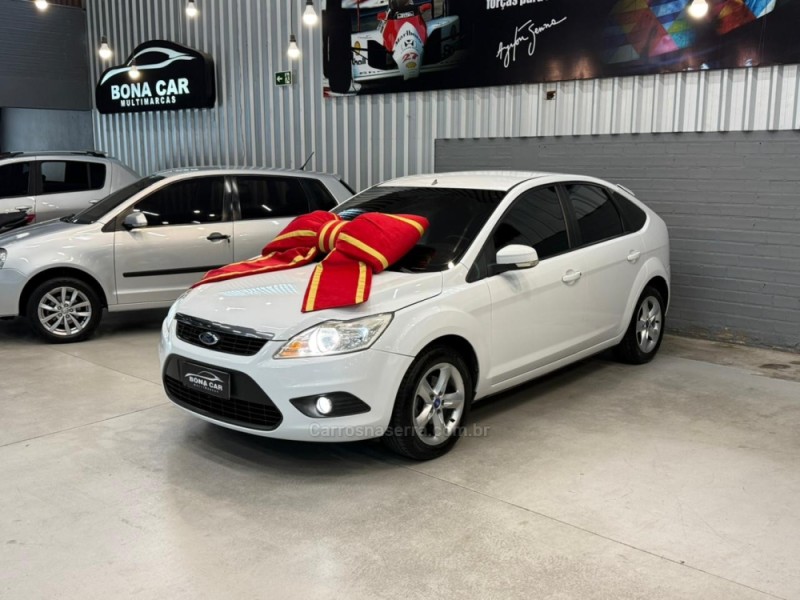 focus 1.6 glx 16v flex 4p manual 2013 caxias do sul