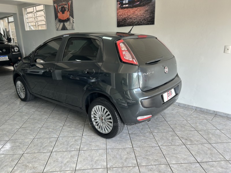 PUNTO 1.4 ATTRACTIVE 8V FLEX 4P MANUAL - 2013 - NOVA PRATA