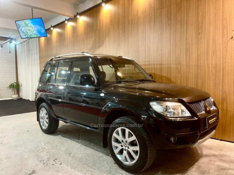 PAJERO TR4 2.0 4X4 16V FLEX 4P MANUAL - 2010 - BENTO GONçALVES