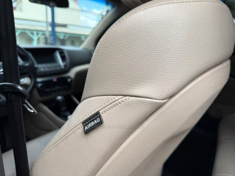 TUCSON 1.6 GL TURBO 16V 4P AUTOMÁTICA - 2017 - LAGOA VERMELHA