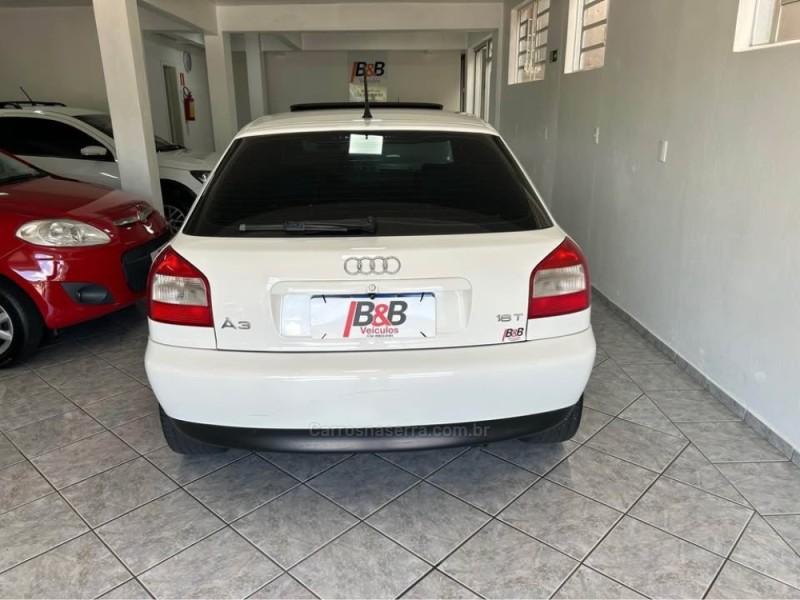A3 1.8 20V 150CV TURBO GASOLINA 4P AUTOMÁTICO - 2002 - NOVA PRATA