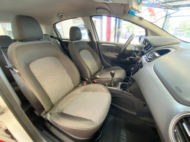 PUNTO 1.4 ATTRACTIVE ITALIA 8V FLEX 4P MANUAL - 2016 - CAXIAS DO SUL