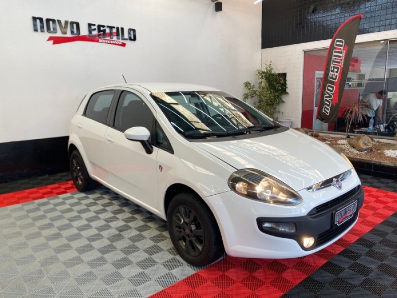 PUNTO 1.4 ATTRACTIVE ITALIA 8V FLEX 4P MANUAL - 2016 - CAXIAS DO SUL