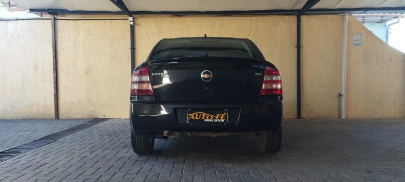 ASTRA 2.0 MPFI ADVANTAGE 8V FLEX 4P MANUAL - 2010 - CANELA