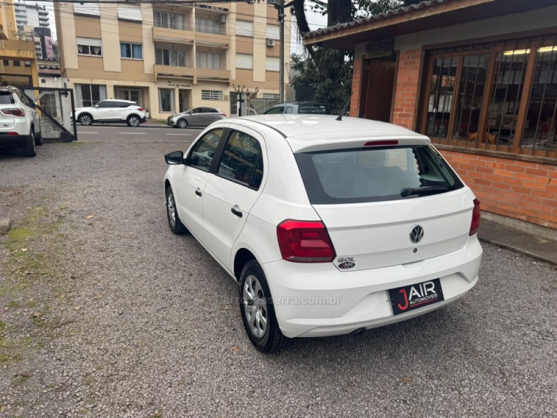 GOL 1.0 12V MPI TOTALFLEX 4P MANUAL - 2022 - GARIBALDI