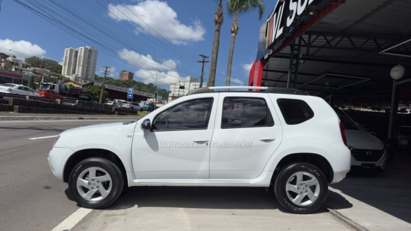 DUSTER 1.6 DYNAMIQUE 4X2 16V FLEX 4P MANUAL - 2013 - CAXIAS DO SUL