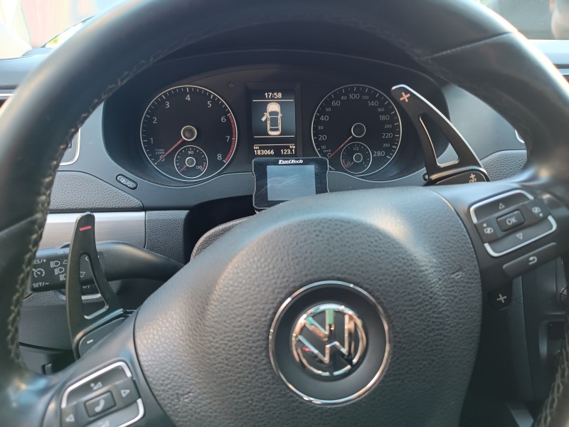 JETTA 2.0 TSI DSG HIGHLINE 200CV GASOLINA 4P AUTOMÁTICO - 2013 - FLORES DA CUNHA