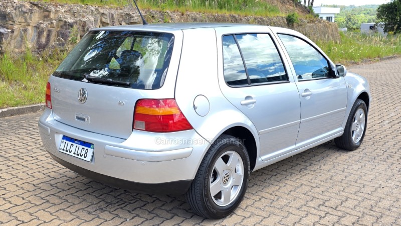 GOLF 2.0 MI 8V GASOLINA 4P MANUAL - 2003 - SãO MARCOS