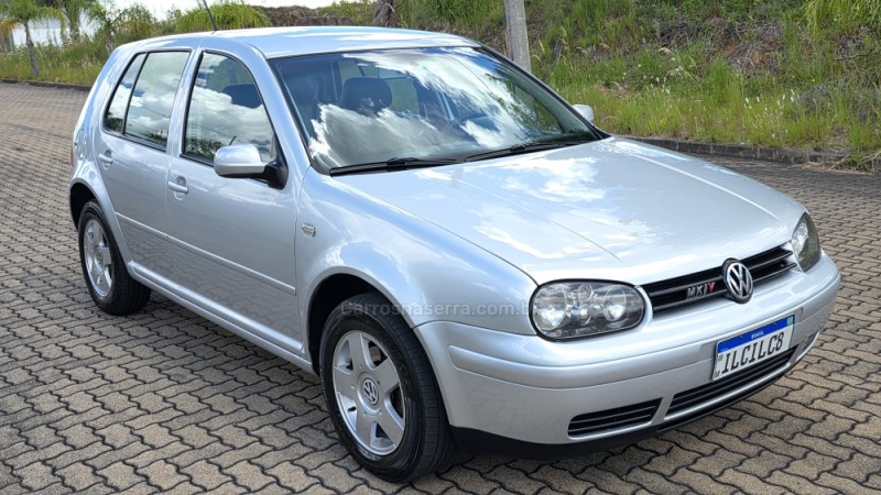 GOLF 2.0 MI 8V GASOLINA 4P MANUAL - 2003 - SãO MARCOS