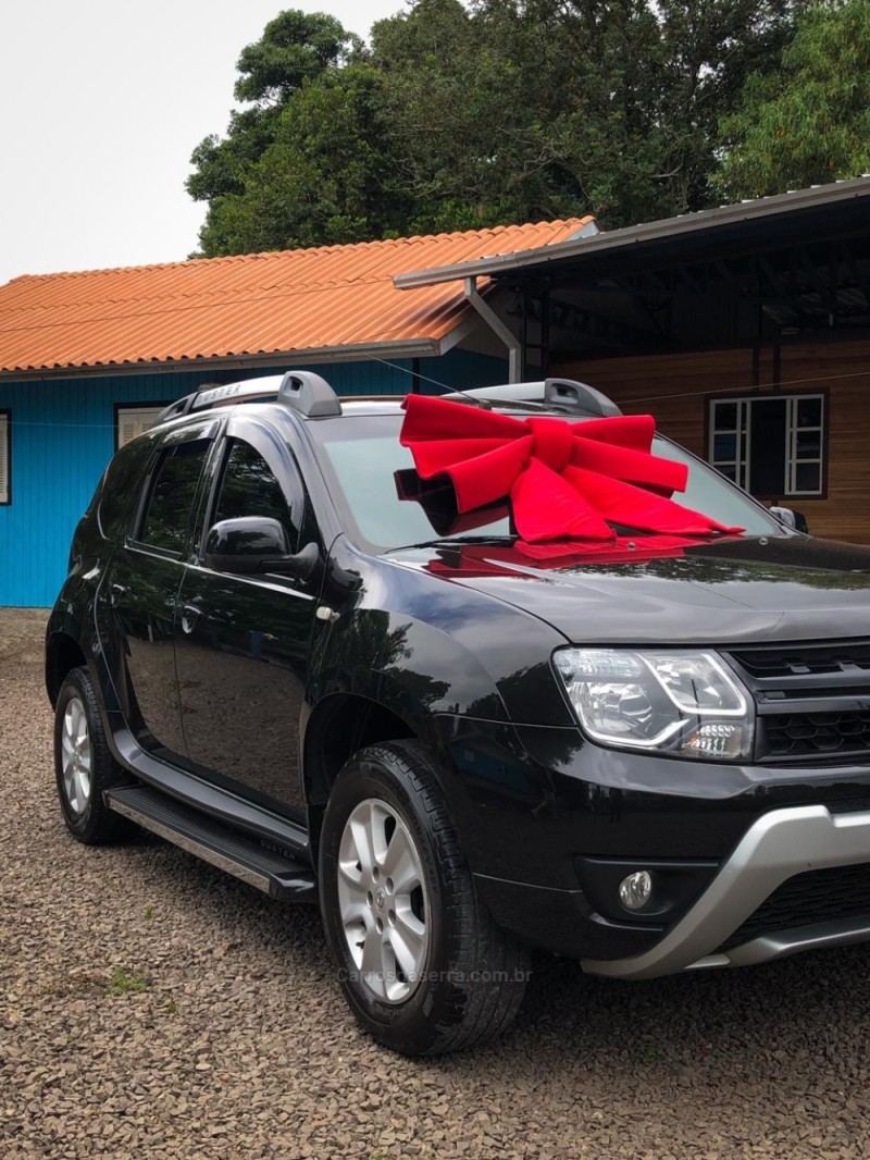 DUSTER 1.6 DYNAMIQUE 4X2 16V FLEX 4P MANUAL - 2016 - IGREJINHA