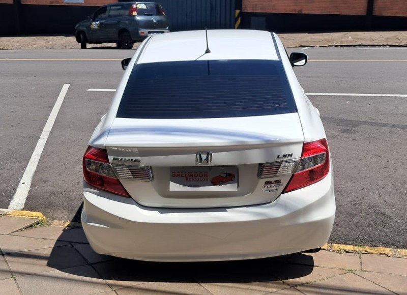CIVIC 2.0 LXR 16V FLEX 4P AUTOMÁTICO - 2016 - FLORES DA CUNHA