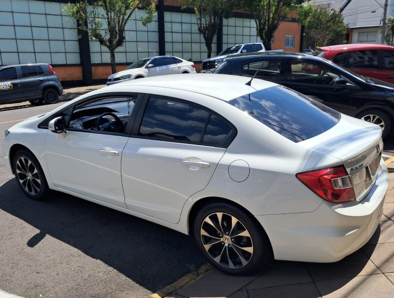 CIVIC 2.0 LXR 16V FLEX 4P AUTOMÁTICO - 2016 - FLORES DA CUNHA