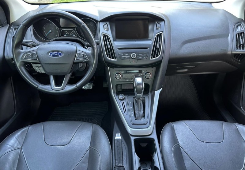 FOCUS 2.0 SE PLUS 16V FLEX 4P AUTOMÁTICO - 2017 - CAXIAS DO SUL