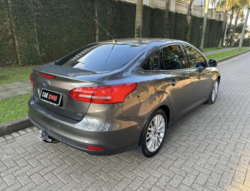 FOCUS 2.0 SE PLUS 16V FLEX 4P AUTOMÁTICO - 2017 - CAXIAS DO SUL