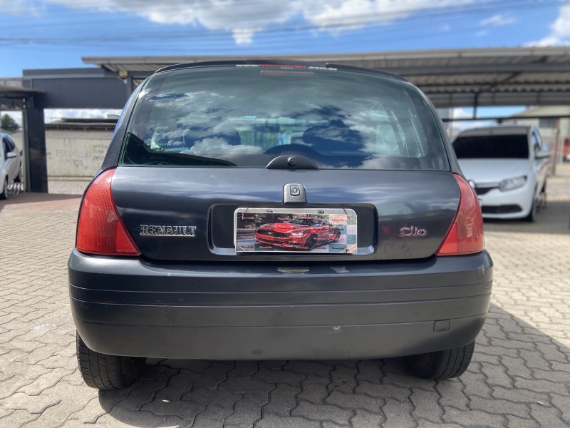 CLIO 1.0 RL 8V GASOLINA 4P MANUAL - 2003 - CAXIAS DO SUL