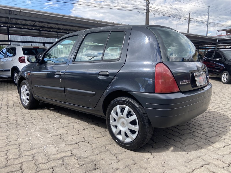 CLIO 1.0 RL 8V GASOLINA 4P MANUAL - 2003 - CAXIAS DO SUL