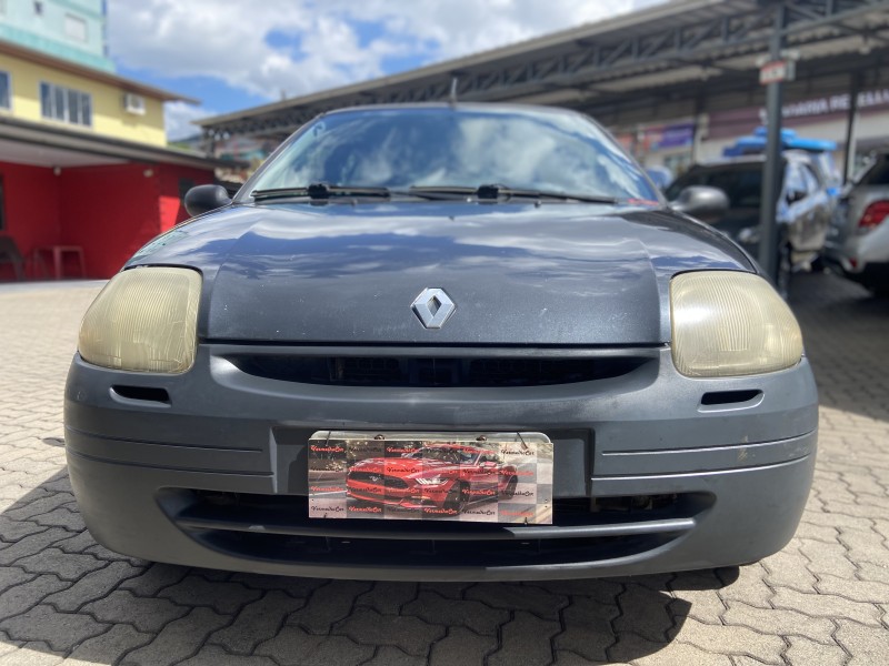 CLIO 1.0 RL 8V GASOLINA 4P MANUAL - 2003 - CAXIAS DO SUL