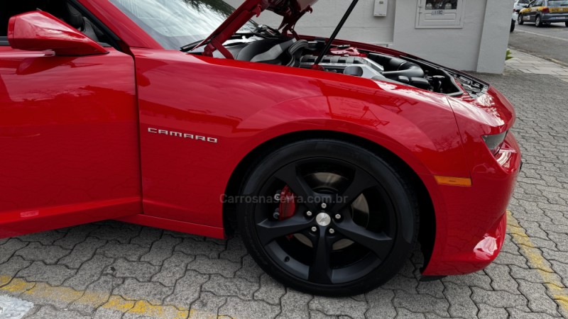 CAMARO 6.2 2SS COUPÉ V8 GASOLINA 2P AUTOMÁTICO - 2014 - BENTO GONçALVES