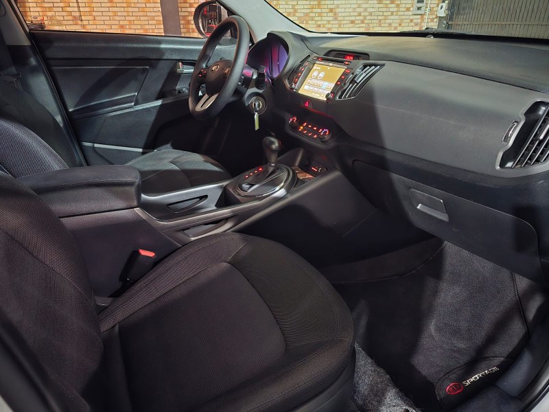 SPORTAGE 2.0 LX 4X2 16V FLEX 4P AUTOMÁTICO - 2014 - FARROUPILHA