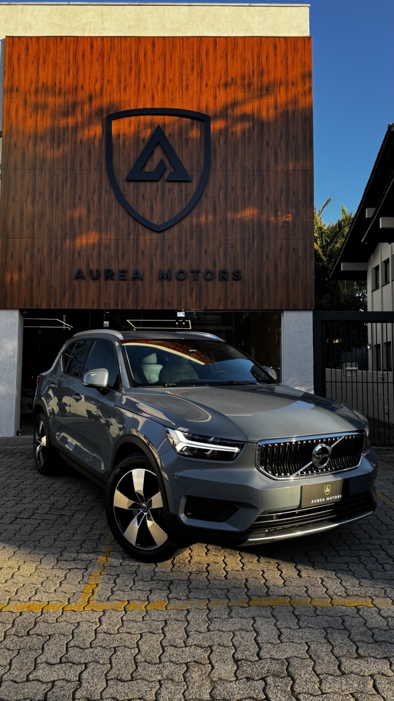 XC 40 2.0 T4 GASOLINA MOMENTUM 190CV FWD  - 2020 - BENTO GONçALVES