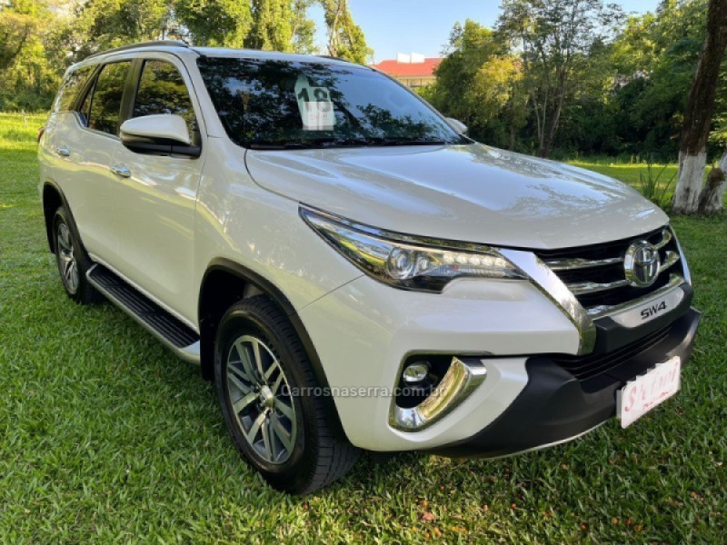 HILUX SW4 2.8 SRX 4X4 16V TURBO INTERCOOLER DIESEL 4P AUTOMÁTICO
