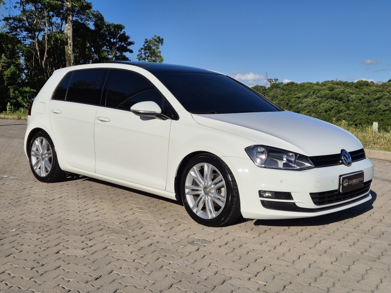 GOLF 1.0 TSI COMFORTLINE 12V TOTAL FLEX 4P MANUAL - 2017 - BENTO GONçALVES