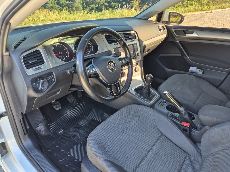 GOLF 1.0 TSI COMFORTLINE 12V TOTAL FLEX 4P MANUAL - 2017 - BENTO GONçALVES