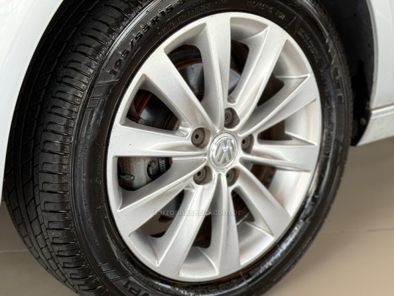 FOX 1.6 MI PRIME 8V FLEX 4P MANUAL - 2011 - DOIS IRMãOS