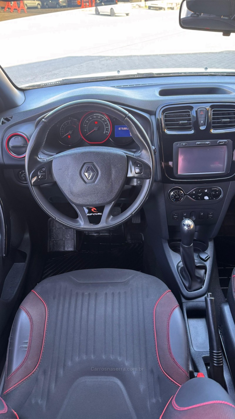 SANDERO 1.6 STEPWAY 8V FLEX 4P MANUAL - 2016 - CAXIAS DO SUL