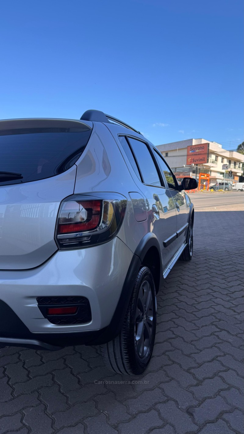 SANDERO 1.6 STEPWAY 8V FLEX 4P MANUAL - 2016 - CAXIAS DO SUL